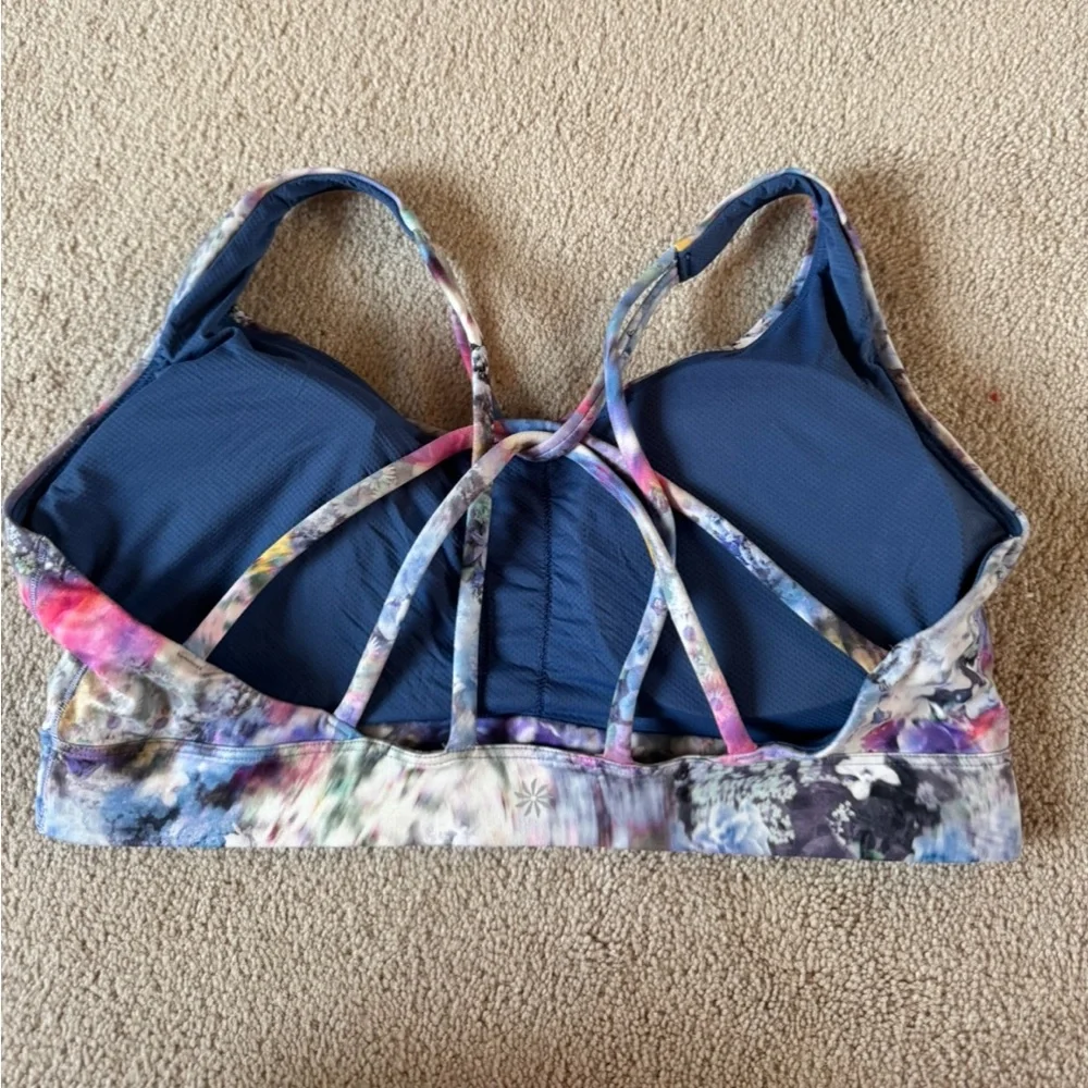 ATHLETA- Solace Bra Renewed Bloom Chrome Blue Yoga Pilates Barre Workout 1X - Picture 3 of 4